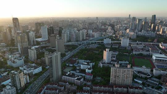 长宁区延安西路高架傍晚航拍