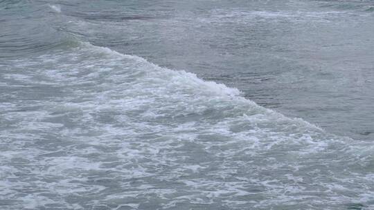 海浪风浪海面礁石