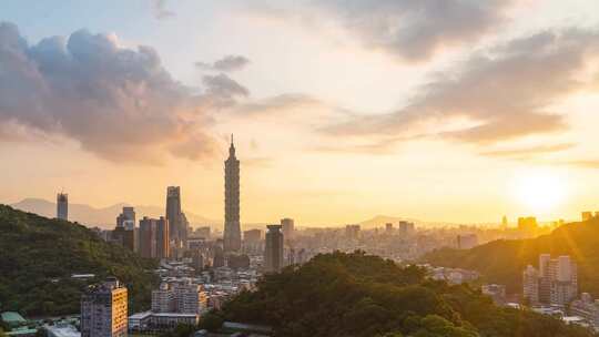 日落城市空景