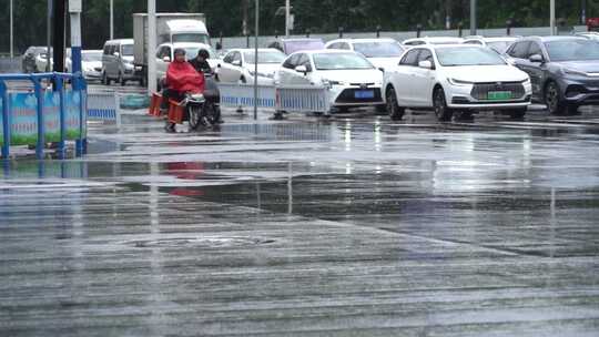 雨天 下雨 城市风光 写意 台风 雨中景色