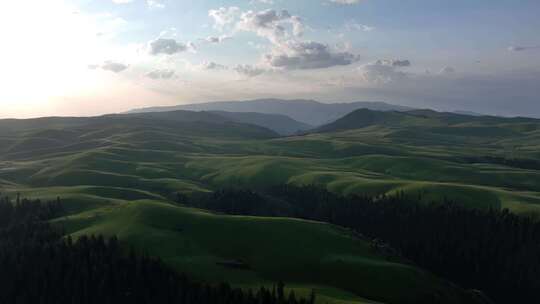 航拍中国新疆夏季山脉草原景观