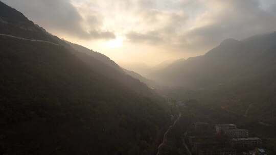 秦岭山脉秋季风景