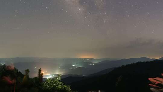 湖北薄刀峰星空延时