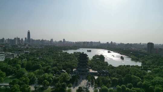 航拍山东济南大明湖风景区