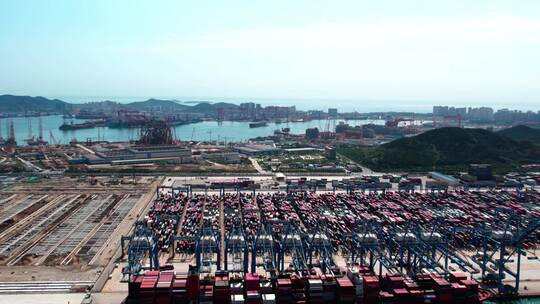 4k  航拍海洋港口码头集装箱物流货运