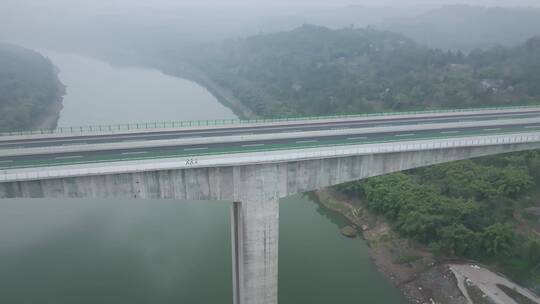 大河跨线桥跨河桥大桥航拍高速公路空镜