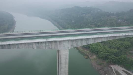 大河跨线桥跨河桥大桥航拍高速公路空镜视频素材模板下载