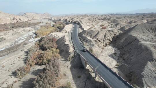 新疆巴州G315国道公路交通运输