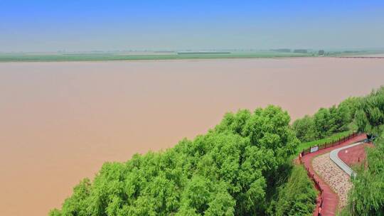 航拍黄河水面大堤黄河两岸