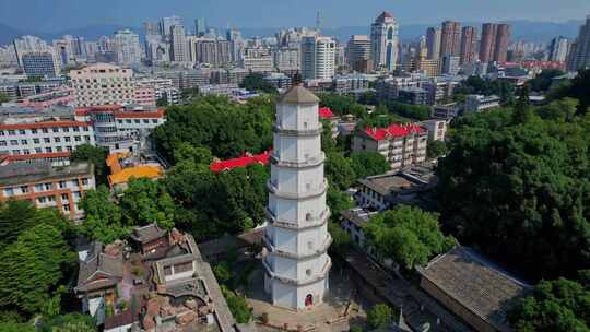 航拍福州定光寺景观