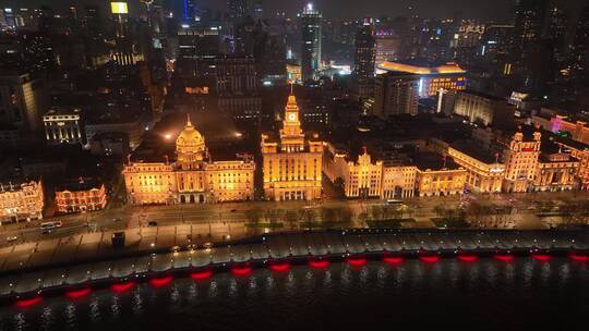 疫情期间上海外滩夜景