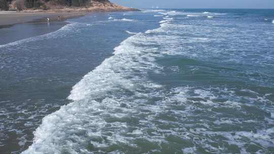 大海海岸海浪波涛汹涌航拍