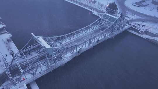 天津解放桥大雪航拍视频素材模板下载
