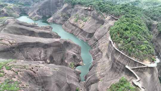 航拍湖南郴州高椅岭网红风景区丹霞地貌山水