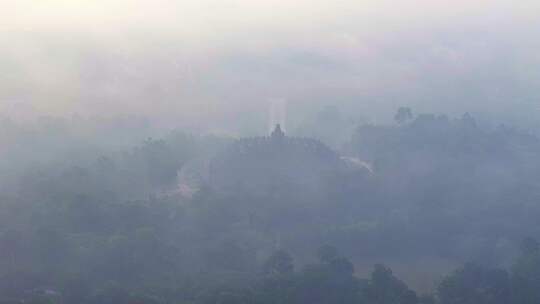 婆罗浮屠寺全景