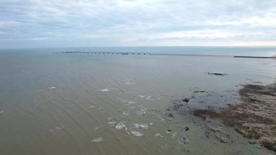 广西北海涠洲岛廊桥大海海洋旅游旅行