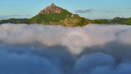 航拍高山云雾云海 山脉