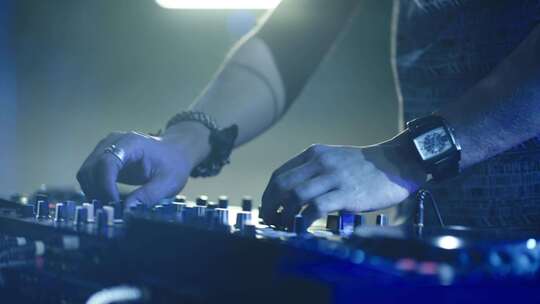 DJ打碟、电音、打碟视频素材模板下载