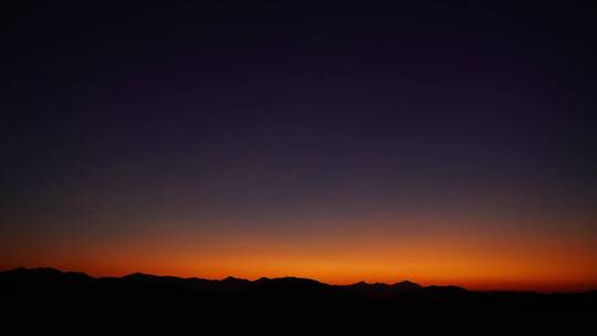 纯净晚霞干净天空夜幕降临天黑傍晚山紫霞