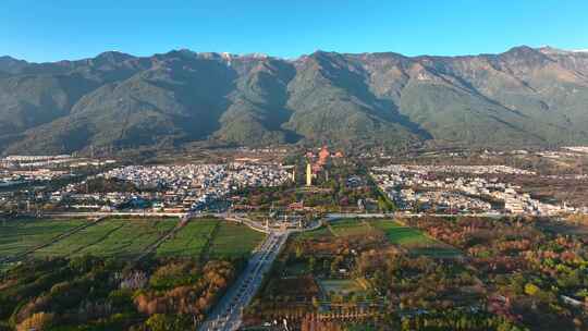 航拍大理古城苍山城市风光