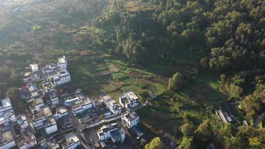 【精品】大理大理风光苍山房子田园梯田航拍