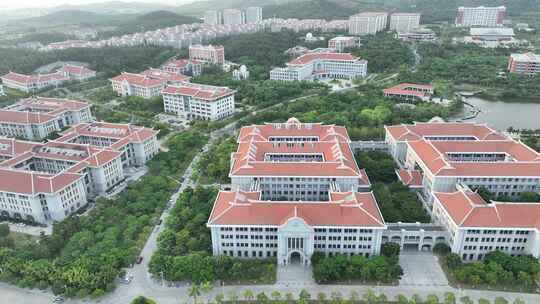 厦门大学航拍校园建筑风光学校风景教学楼