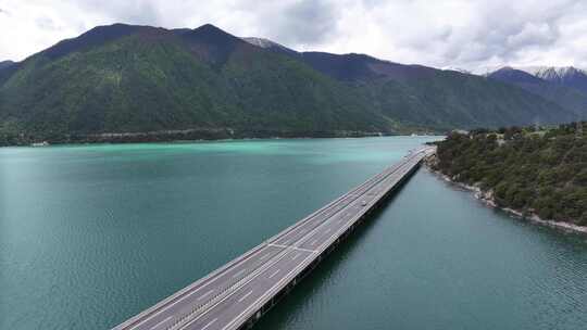 西藏林芝市尼洋河林拉高速公路自然风光航拍