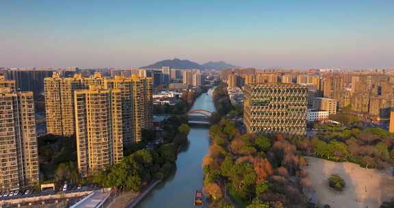 杭州拱墅区上塘河沿河深秋夕阳