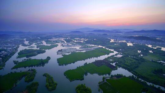 航拍夕阳下诸暨著名景点白塔湖国家湿地公园