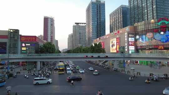 郑州交通紫荆山路实景