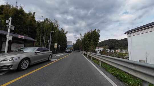 摩旅骑行广东粤北云髻山山区公路