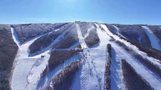 滑雪场全景