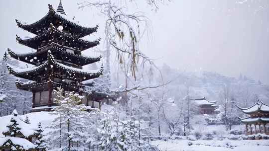 冬天中国塔楼楼阁下雪古风雪景