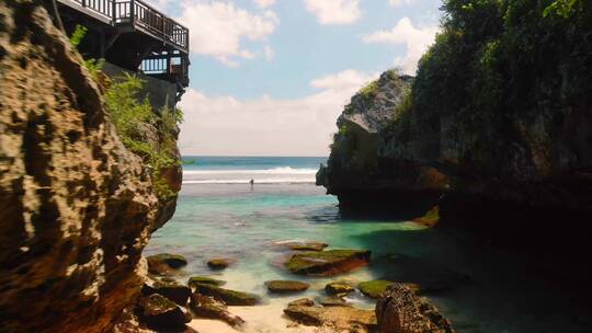 蓝色唯美海边海岸线风景三亚海南避暑旅游1视频素材模板下载