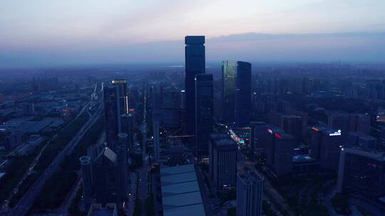 西安高新区绿地中心夜景