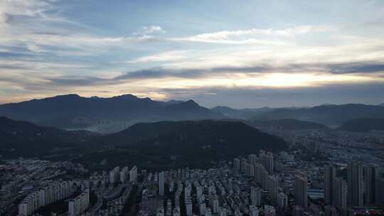 山川城市日落晚霞夕阳航拍