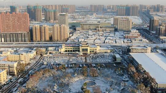 城市航拍山东济南大明湖站雪景