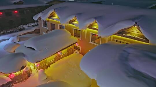 《超清4K》中国雪乡夜景航拍童话世界