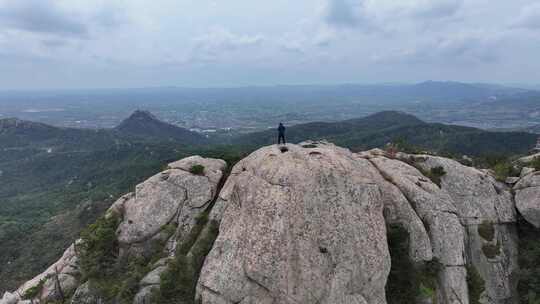 山东文登界石梨眼沟摩崖山顶航拍飞手