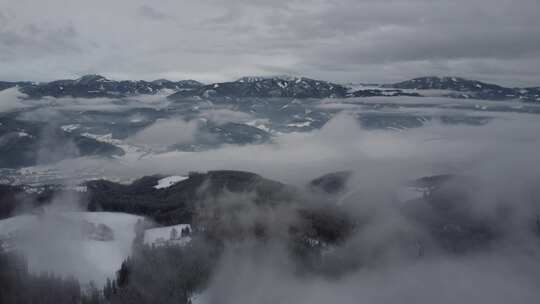 山，雪，森林，云