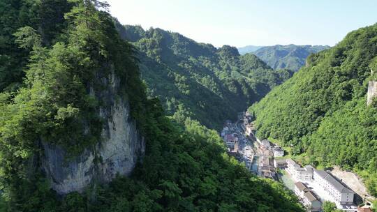 航拍湖北神农架山川山谷风光