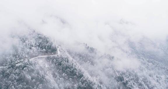 冬季山林雪景航拍