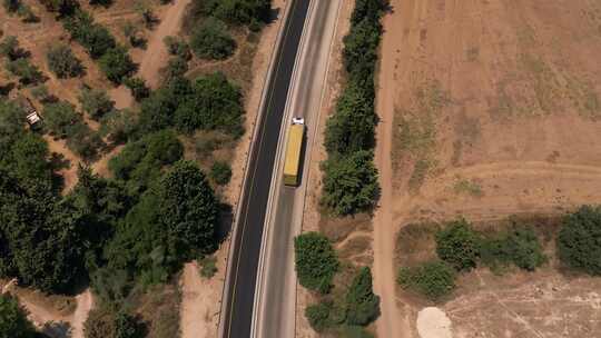 卡车、集装箱、汽车、道路