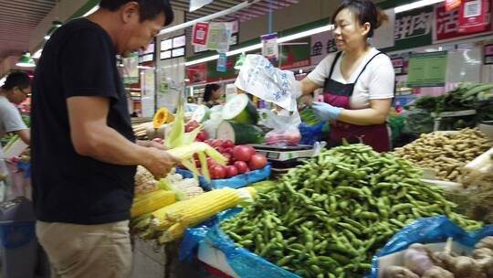 农贸市场、菜市场购物画面