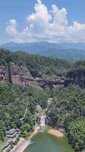 竖屏航拍福建泰宁大金湖天迹水帘景区