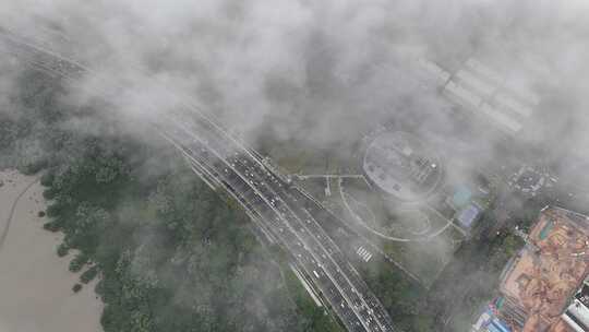 云端上的深圳湾超总基地在建工地航拍空镜