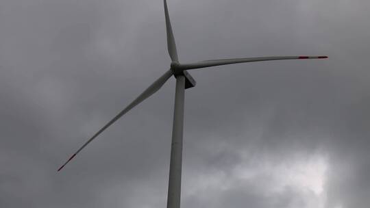 新能源风车发电