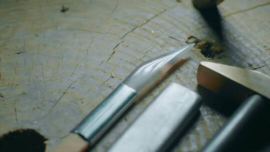 手工艺视频手工匠人雕刻工具刻刀小锤视频素材模板下载