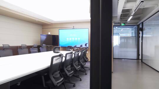 宽敞明亮的会议室视频素材模板下载