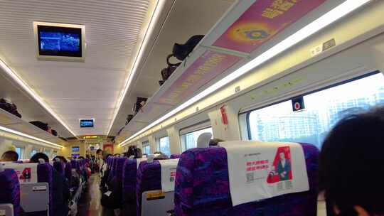 火车乘客座位推进空镜头视频素材
